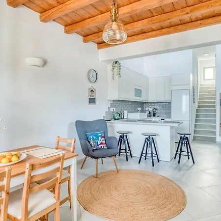 Βίλα Lefkes View Λεύκες