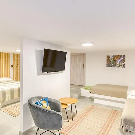 וילה Lefkes View *